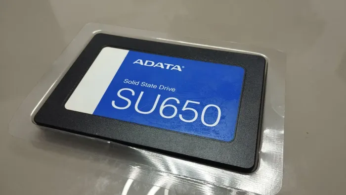 SSD SATA Adata 240gb SU650