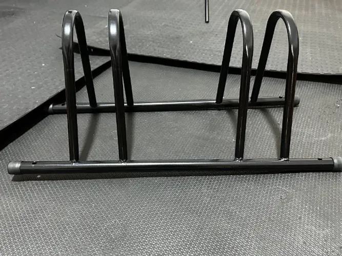 Suporte Para 2 Bicicletas Expositor De Chão Preto - Seminovo