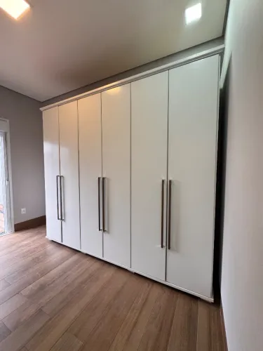 Guarda roupa casal 