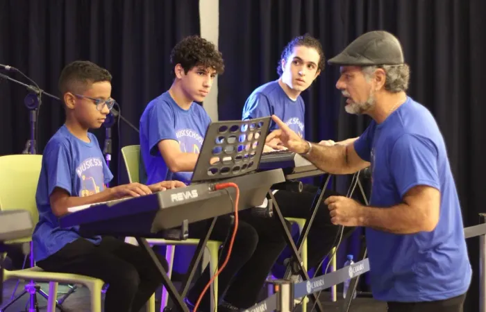 AULAS DE INICIAÇÃO MUSICAL, TEORIA E MUITA AULA PRÁTICA.  AULA EXPERIMENTAL GRÁTIS 