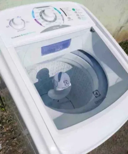 ? máquina Electrolux 10 kg ?
