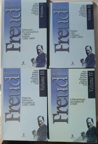 Obras Completas de Sigmund Freud com 24 livros