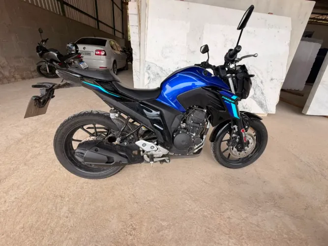 Fazer 250 2024