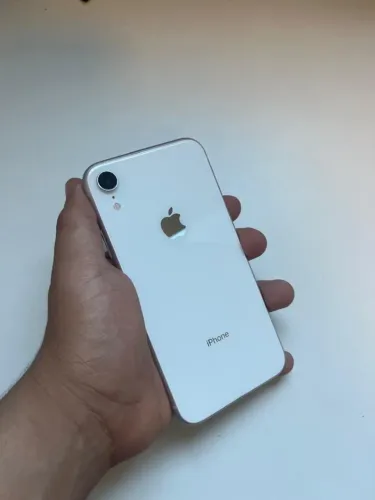 iphone xr branco em perfeito estado