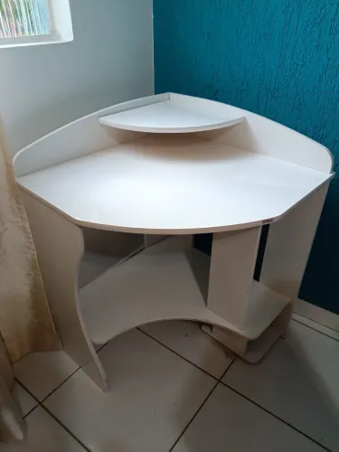 Escrivaninha para computador 
