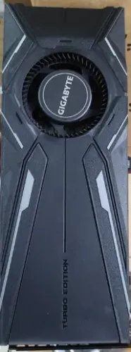 PLACA DE VÍDEO RTX2080 TI 22GB. MODIFICADA..