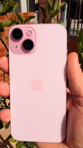 IPhone 15 Rosa 128GB - Estado de Novo Todo Original