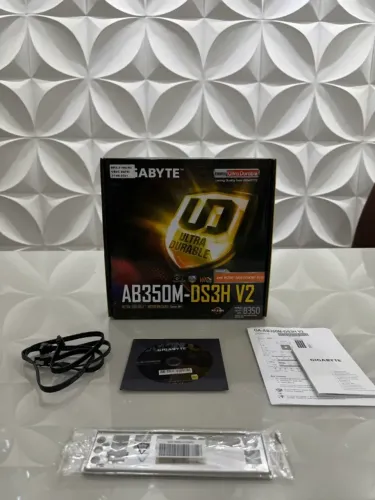 Placa Mãe Gigabyte AB350M DS3H V2, AMD AM4, mATX, DDR4