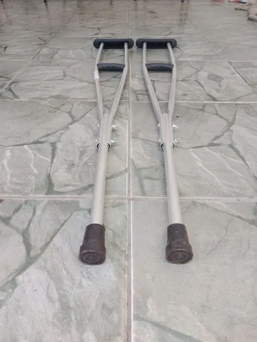Par de muletas 