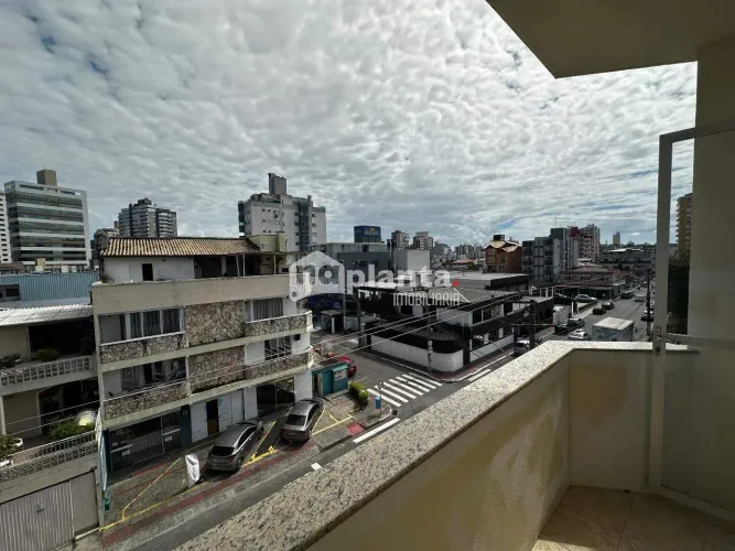 Apartamento para aluguel no Bairro Campinas em São José-SC, com 3 quartos, 1 vaga