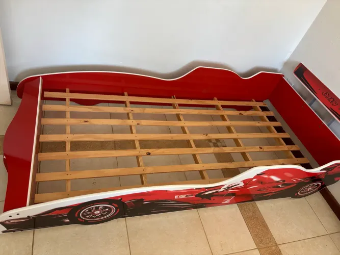 Cama solteiro infantil Carros