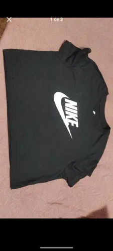 Blusa Nike preta feminina 
