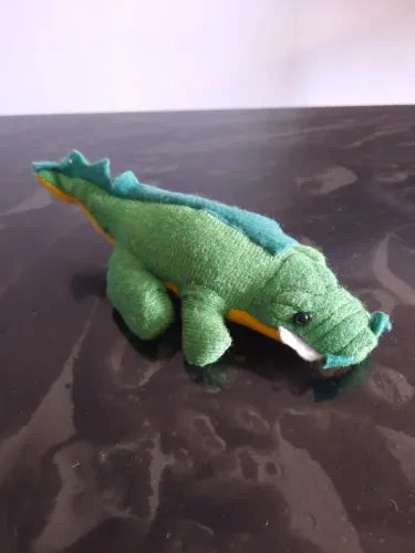 Boneco de pelúcia do Jacaré do Guaraná Antarctica