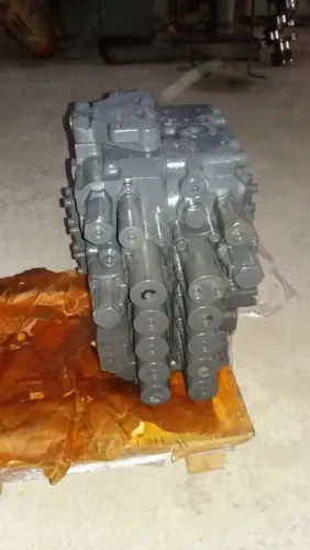 Comando hidráulica. CASE
