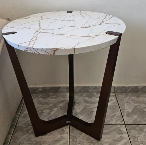 Mesinha de canto