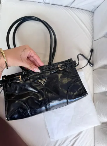 Bolsa Prada Milano Bonnie Preto/Nude Linha luxo