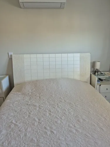 Cabeceira para Cama de Casal Queen Madeira Laca Branca