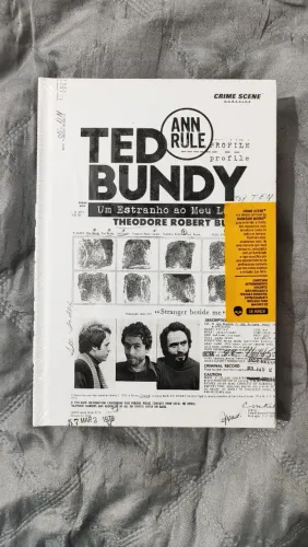 Ted Bundy - Um Estranho ao Meu Lado - Darkside Books - NOVO e LACRADO 