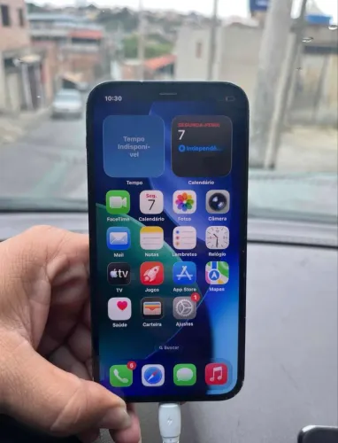 iPhone 12 64GB modelo Americano