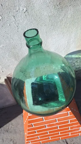 Garrafâo esmoleiro antigo