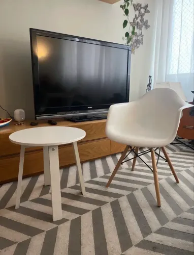 Conjunto de mesa e cadeira