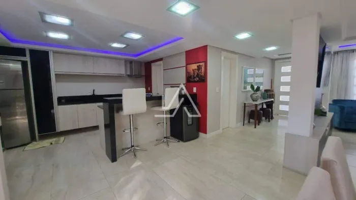 CASA ÓTIMO PADRÃO, TOTALMENTE MOBILIADA, 2 DORMITÓRIOS (1 SUÍTE) + PISCINA E QUIOSQUE NO A