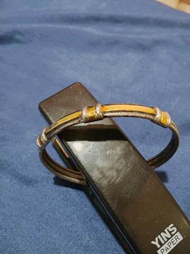 Bracelete de aço inox com OURO