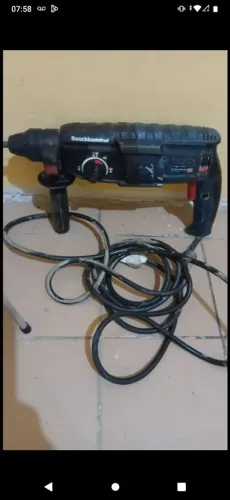 Martelete Bosch , profissional, funcionando perfeito ,,,,,380 reais menor preço..
