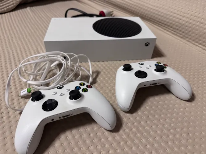 Xbox Séries S - Seminovo