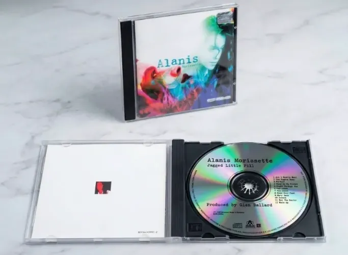 CD Alanis Morissette - Jagged Little Pill (1995) Edição Original c/ Encarte Raro
