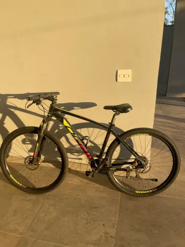 Bike Oggi Big Wheel 7.0 Aro 29 - usada