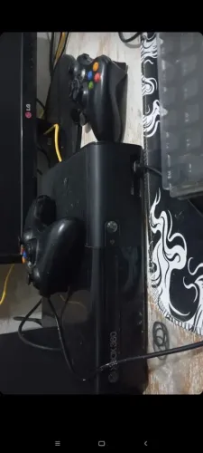 XBOX 360 super slim