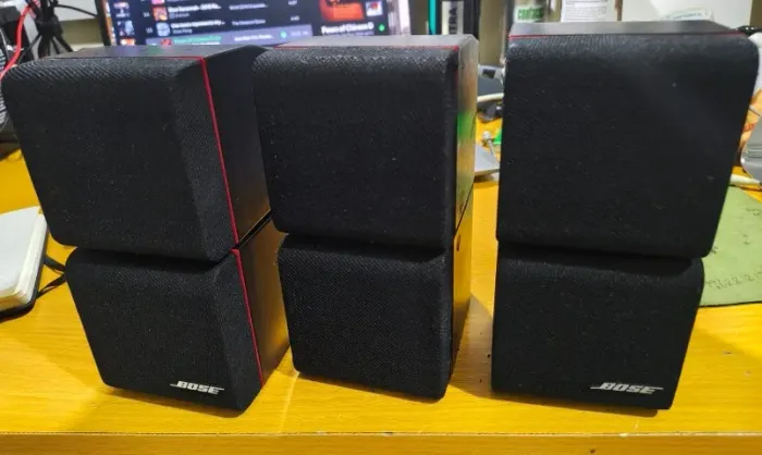 3 caixas acustica Bose acustimass cube
