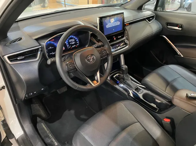 Toyota Corolla Cross XRE 2.0 16V Flex AUT 2025