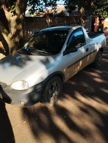 Chevrolet Corsa Pick-up Std/ Rodeio 1.6 MPFI 2001