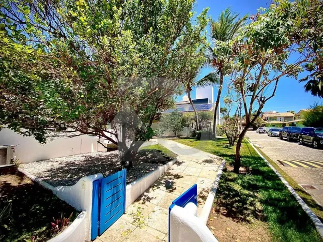 Morada da Praia II: Casa Alto Padrão com Suíte Master e Piscina Privativa