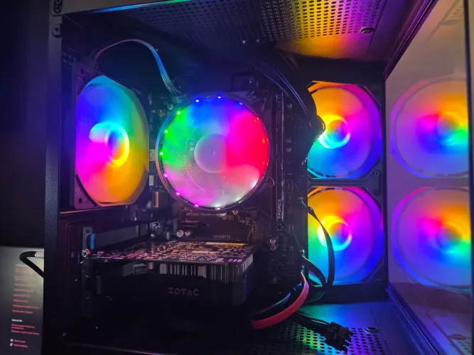 RYZEN 5 5500 GTX 1650 TI