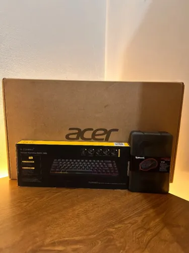 Nitro V15 + Teclado Mecânico + Mouse Redragon - Kit Gamer completo