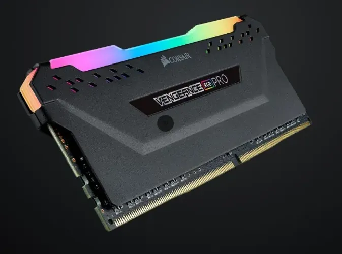 Kit de memória VENGEANCE® RGB PRO 32GB (2 x 16 GB) DDR4 DRAM 3600 MHz C18 - Preto