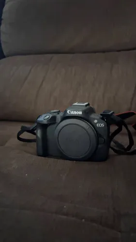 Canon r50 + adaptador