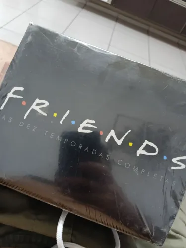 Coleção DVD Friends lacrada e completa.