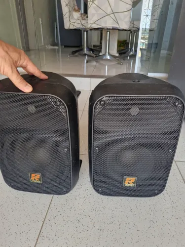 Caixa de som Staner SR88A