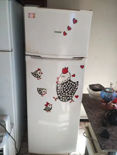 Geladeira para conserto ou peças 