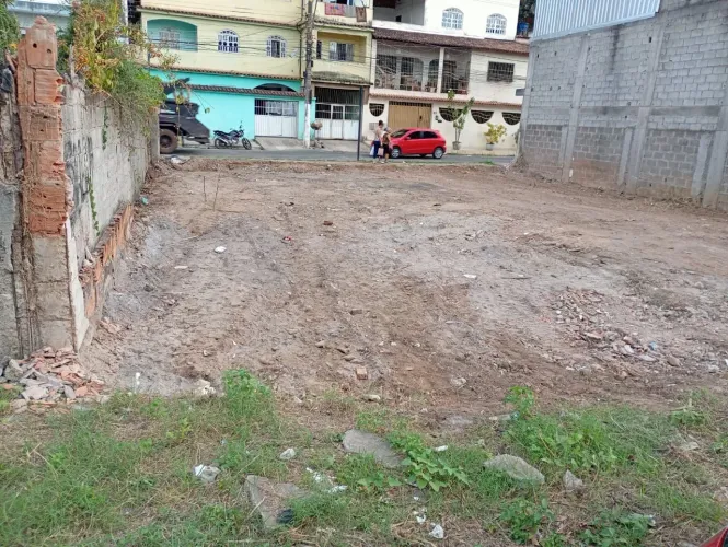Vende-se lote em Vila Velha.