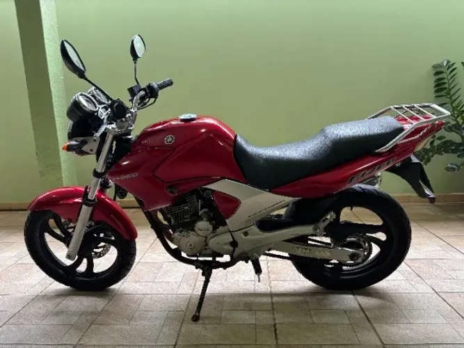 Yamaha YS 250 Fazer - Mecânica Excelente - Muito Conservada