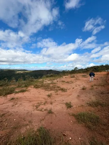 Lote/Chácara à Venda em Sabará/MG - 894 m²
