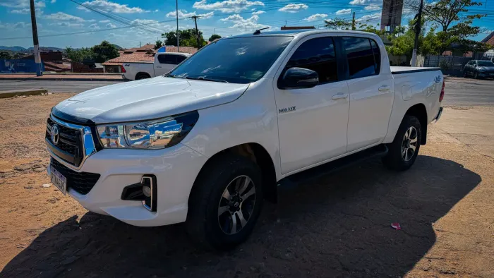 Toyota Hilux CD SR 4X4 2.8 TDI Diesel Aut. 2019