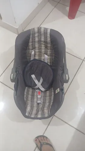 Vendo bebê conforto azul 
