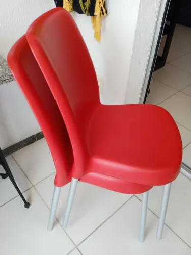Cadeira plástico 