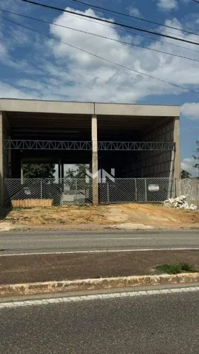 Galpão Comercial para Aluguel em Itu - 700 m² no Parque Nossa Senhora da Candelária